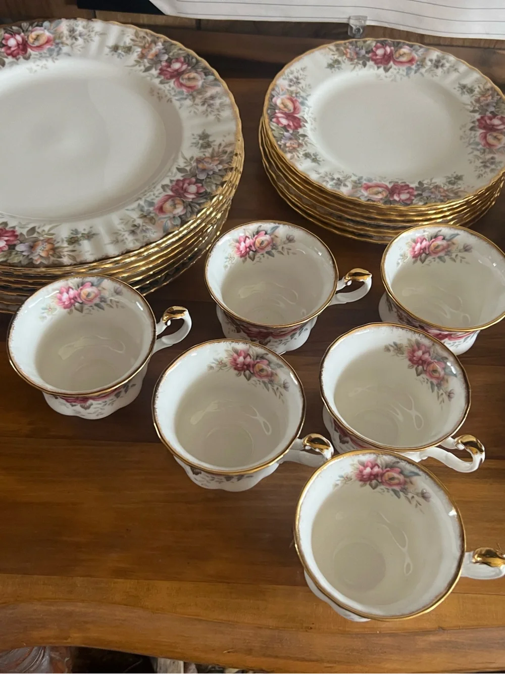 Royal Albert Autumn Roses  vintage fine bone chine very sought after collection